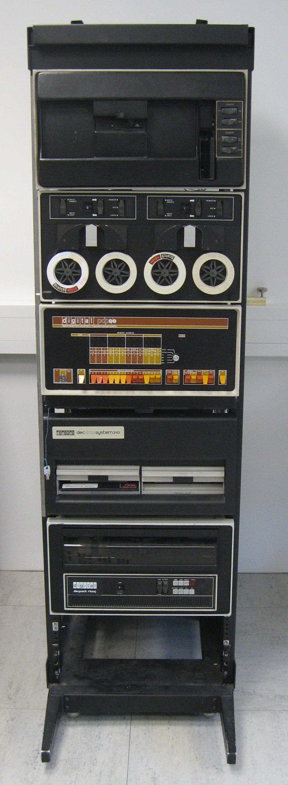 datArena_154_PDP8_e_gesamt_001.jpg